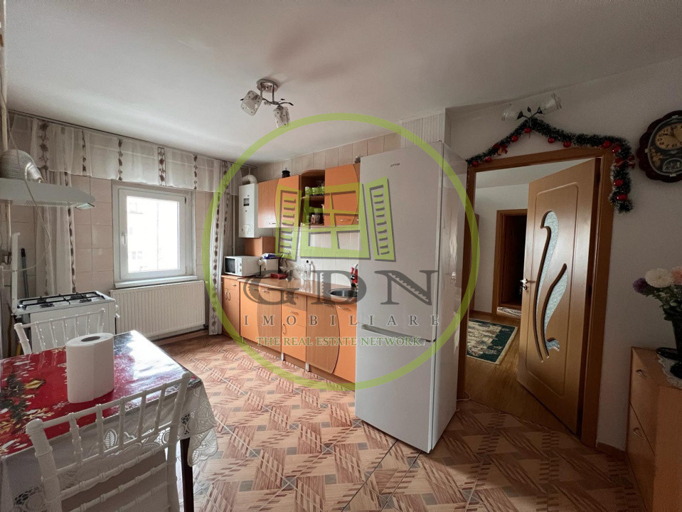 Apartament 2 camere, 50,8 mp, cartier Craiovita Noua, zona Materna