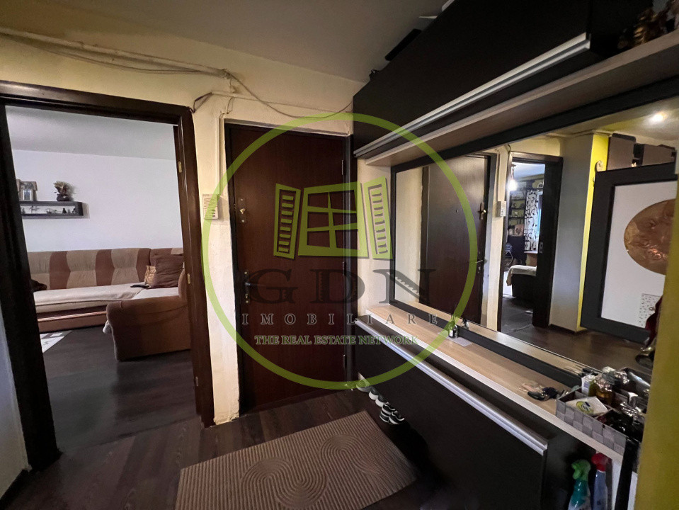 Apartament 3 camere, decomandat, cartier 1 Mai, zona parcul Nicolae Romanescu