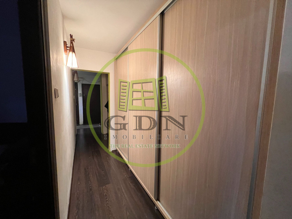 Apartament 3 camere, decomandat, cartier 1 Mai, zona parcul Nicolae Romanescu