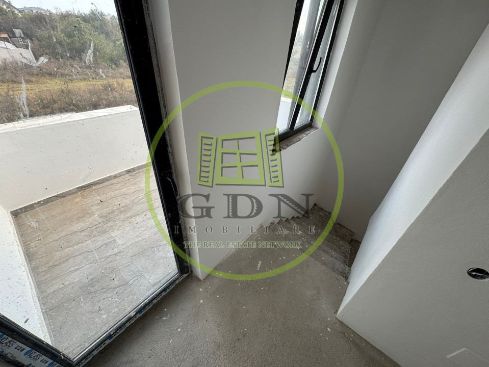 Casa, P+E, 5 camere, 383mp teren, Malu Mare, Preajba