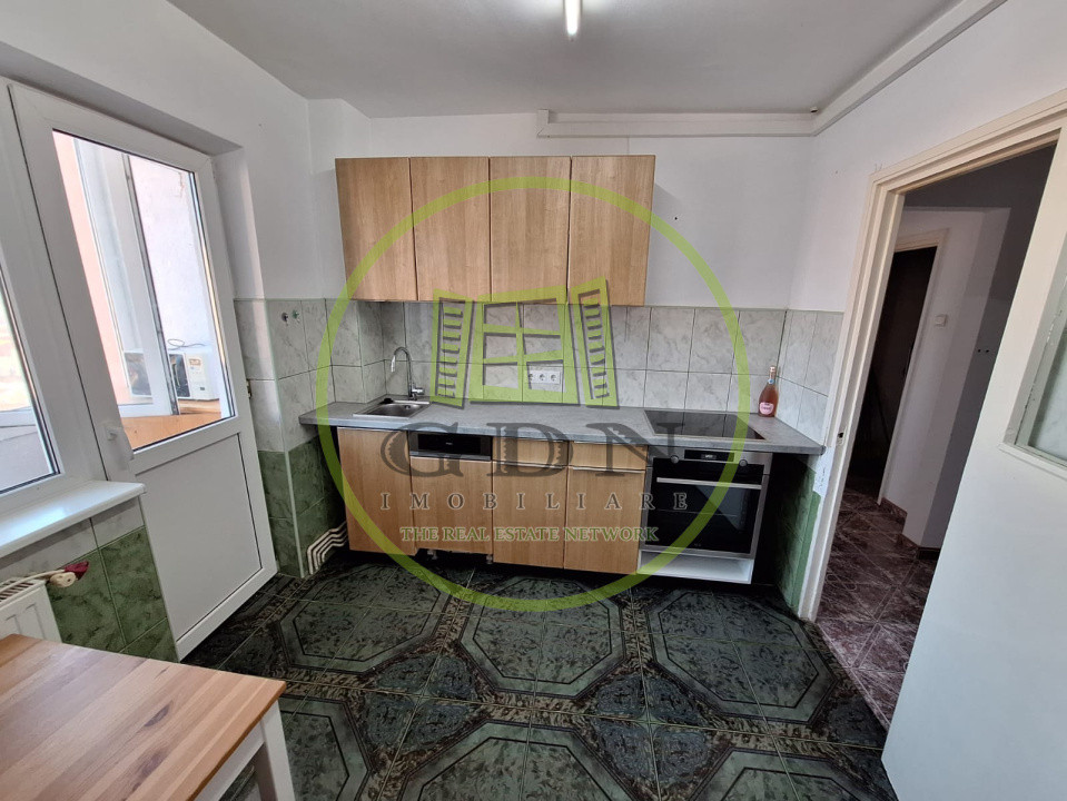 Apartament 3 camere 67mp utili, vanzare in Vasile Aaron 