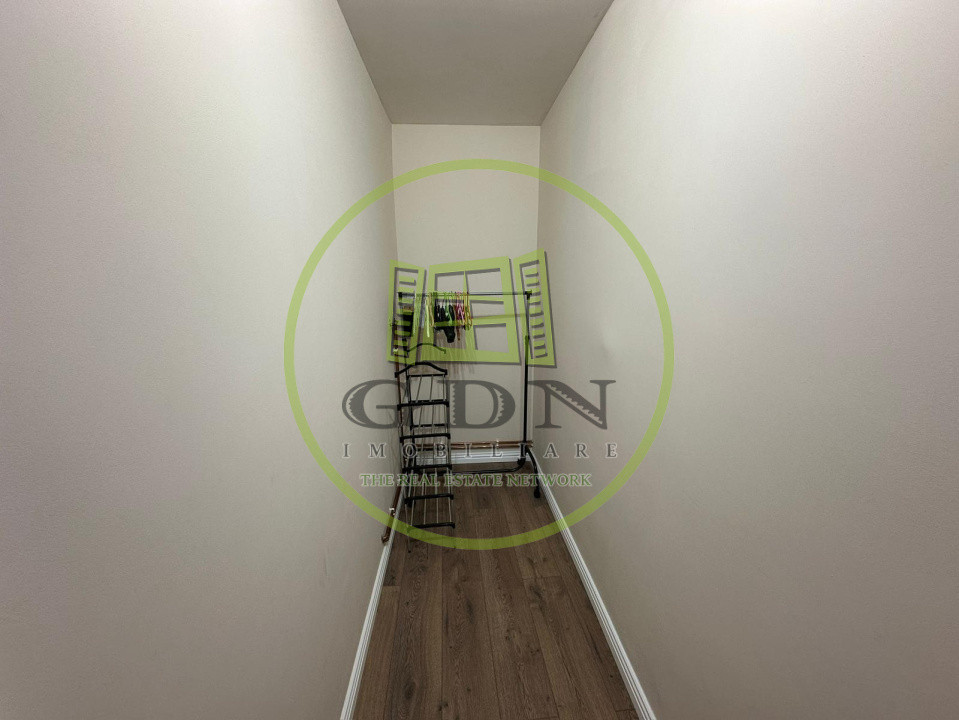 Apartament 3 camere, 75 mp, cartier Craiovita Noua, zona Scoala Elena Farago