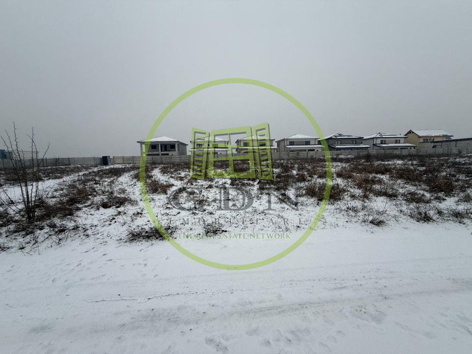 Teren intravilan, 700 MP, comuna Malu Mare, zona Selgros