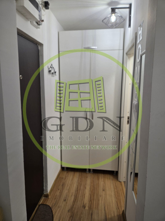 Garsoniera 24mp utili, de vanzare -zona Henri Coanda