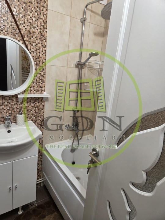 Garsoniera 24mp utili, de vanzare -zona Henri Coanda