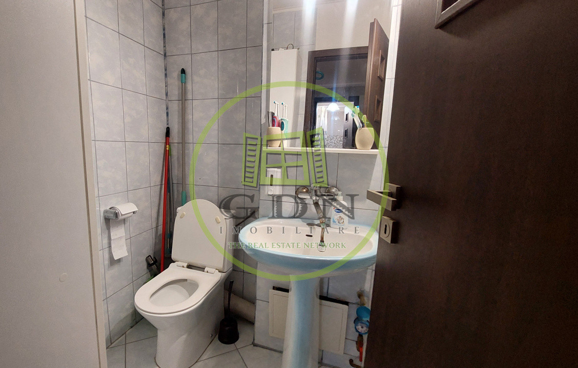 Apartament 3 camere, 73 mp, Cartier Rovine, zona Liceul Tudor Arghezi
