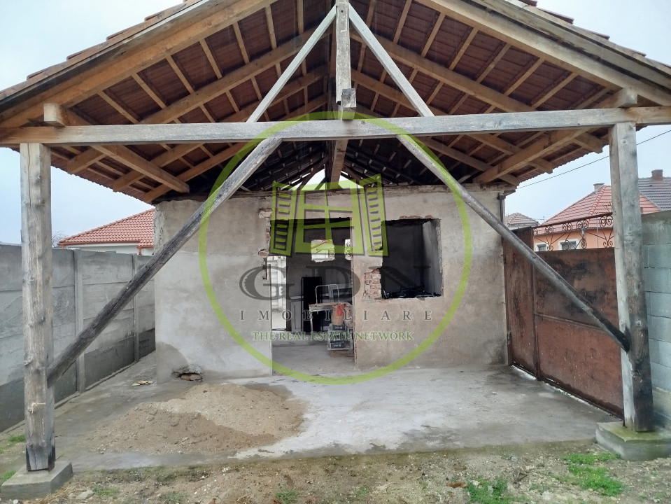 Apartament cu o cameră la casă curte individuală