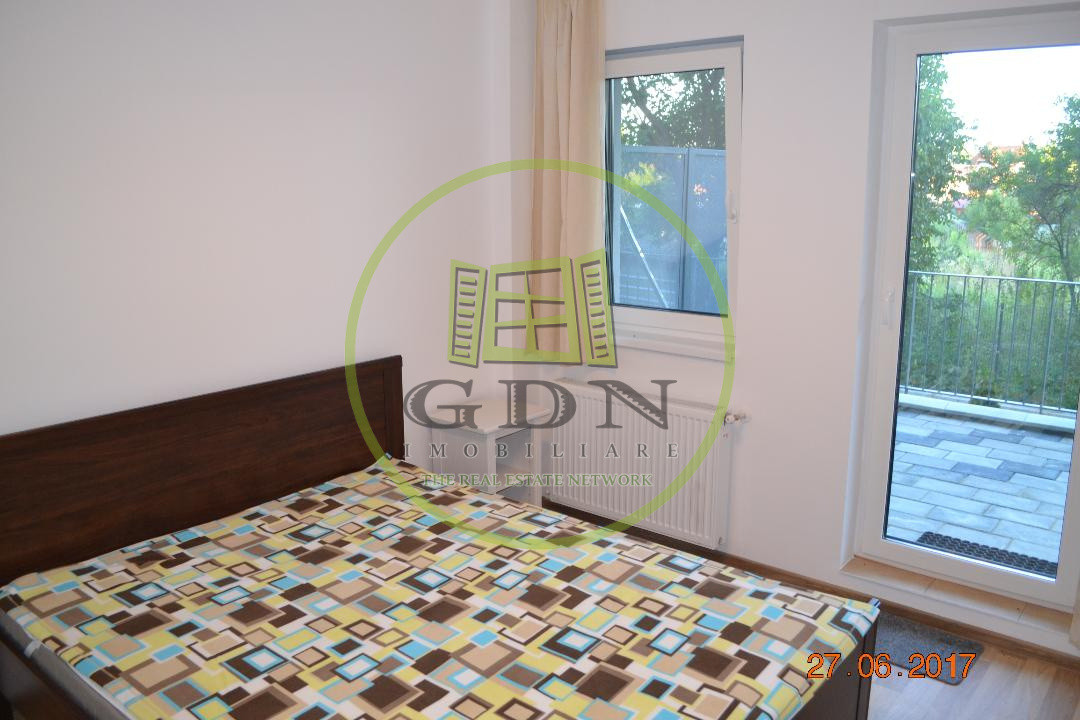 Apartament de închiriat în bloc nou!