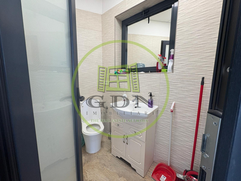 Spatiu comercial, 100 mp, Cartier Rovine, Zona Helmat