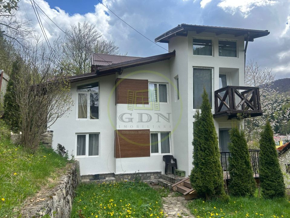 Casa de vanzare 6 camere, 4 dormitoare, 2 bai, localitatea Azuga 