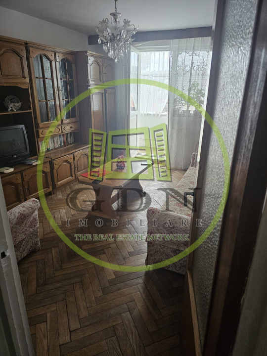 Apartament 3 camere aproape de Centrul Predealului