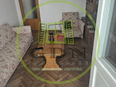 Apartament 3 camere aproape de Centrul Predealului