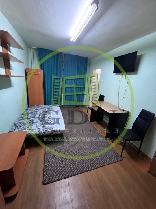 Garsoniera cf 2 cu vană în Zorilor 