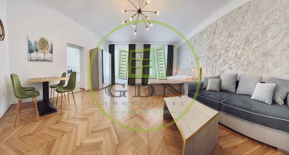 Apartament de vânzare 3 camere 88mp2 Ultra central Sibiu 