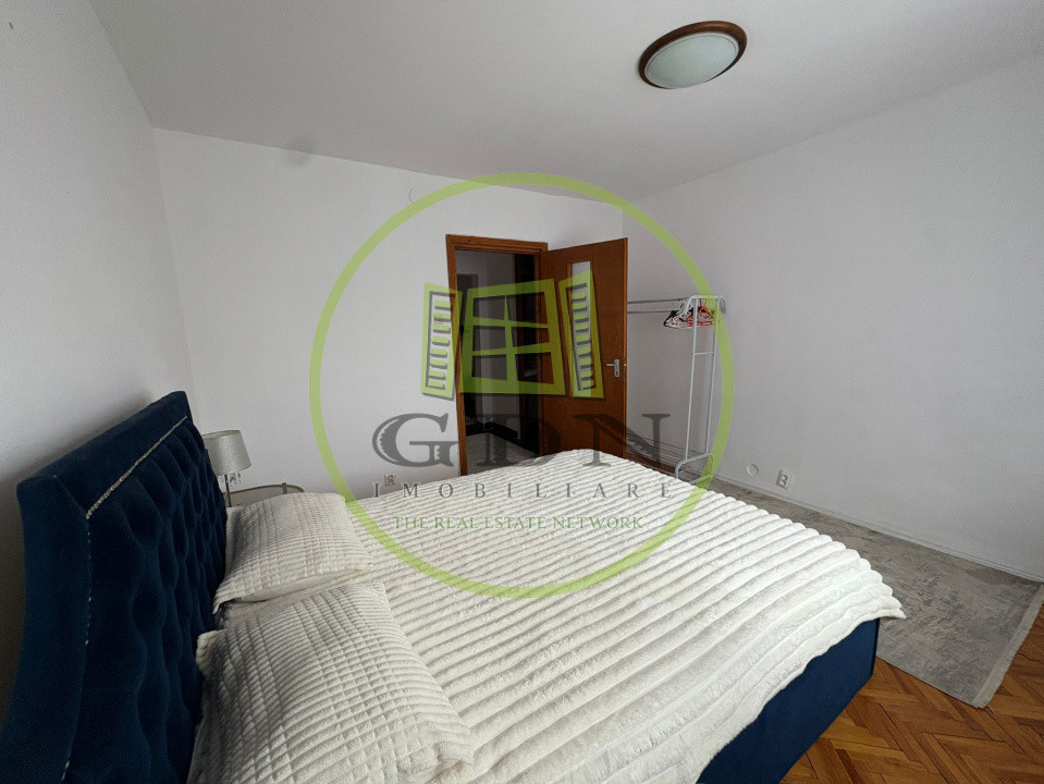 Apartament, 3 camere, decomandat, 76 mp, Centru, Zona McDonalds