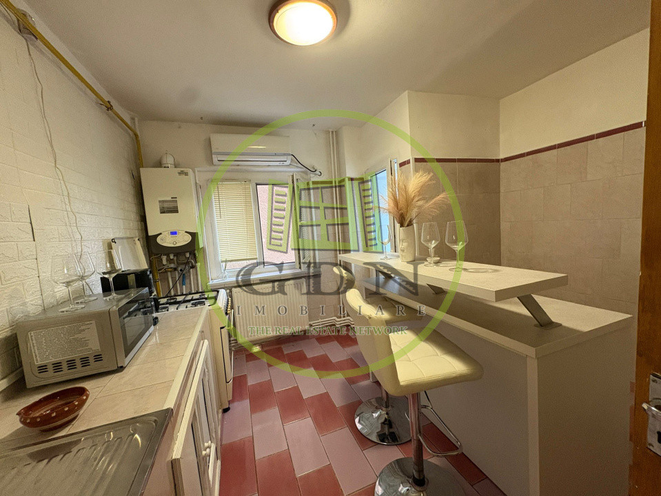 Apartament, 3 camere, decomandat, 76 mp, Centru, Zona McDonalds