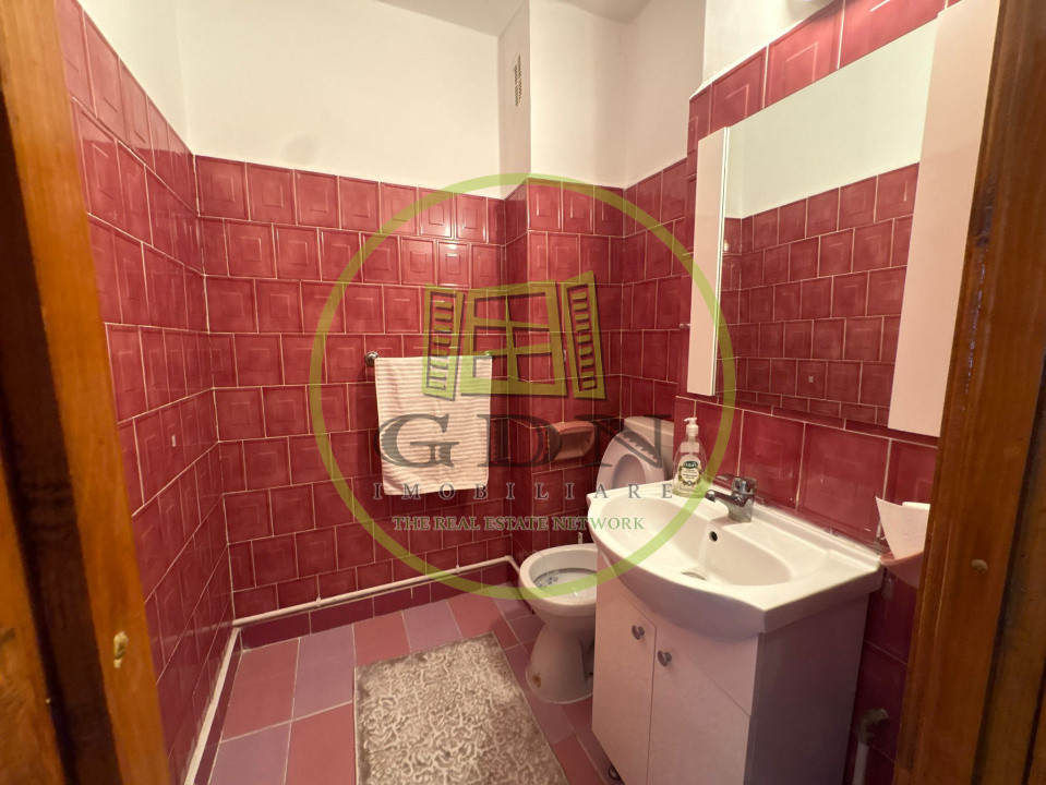 Apartament, 3 camere, decomandat, 76 mp, Centru, Zona McDonalds