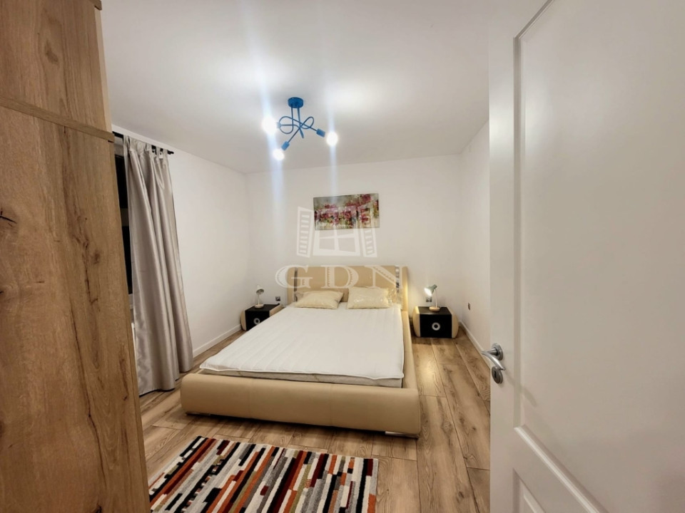 Închiriere apartament la vila cu acces separat +terasa spatioasa cu priveliste