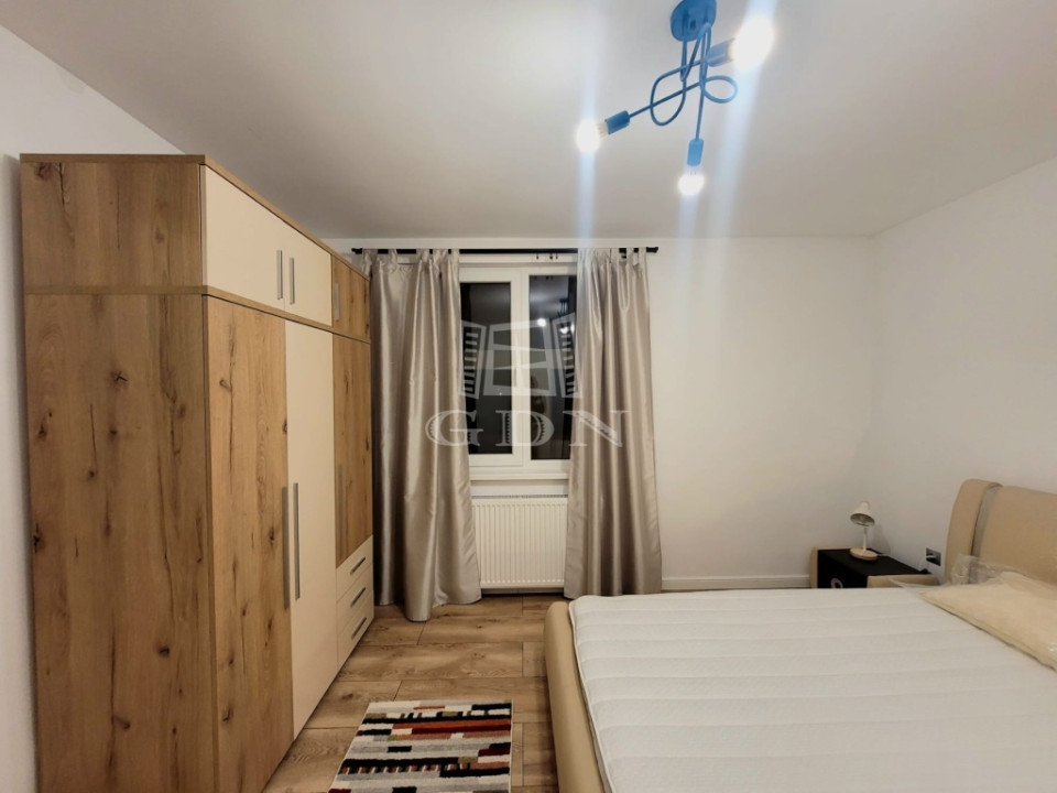 Închiriere apartament la vila cu acces separat +terasa spatioasa cu priveliste