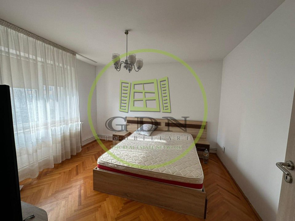 Apartament 3 camere, 100 mp, cartier 1 Mai, zona Ciuperca