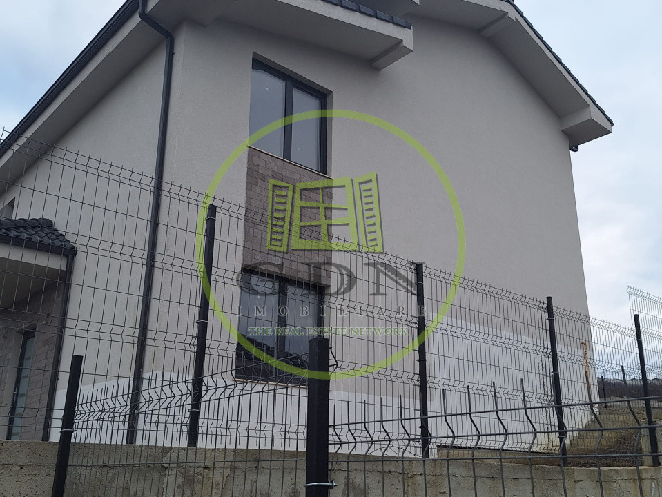 Ofertă de vânzare casă cu etaj, semifinisată cu 5 camere, Dezmir