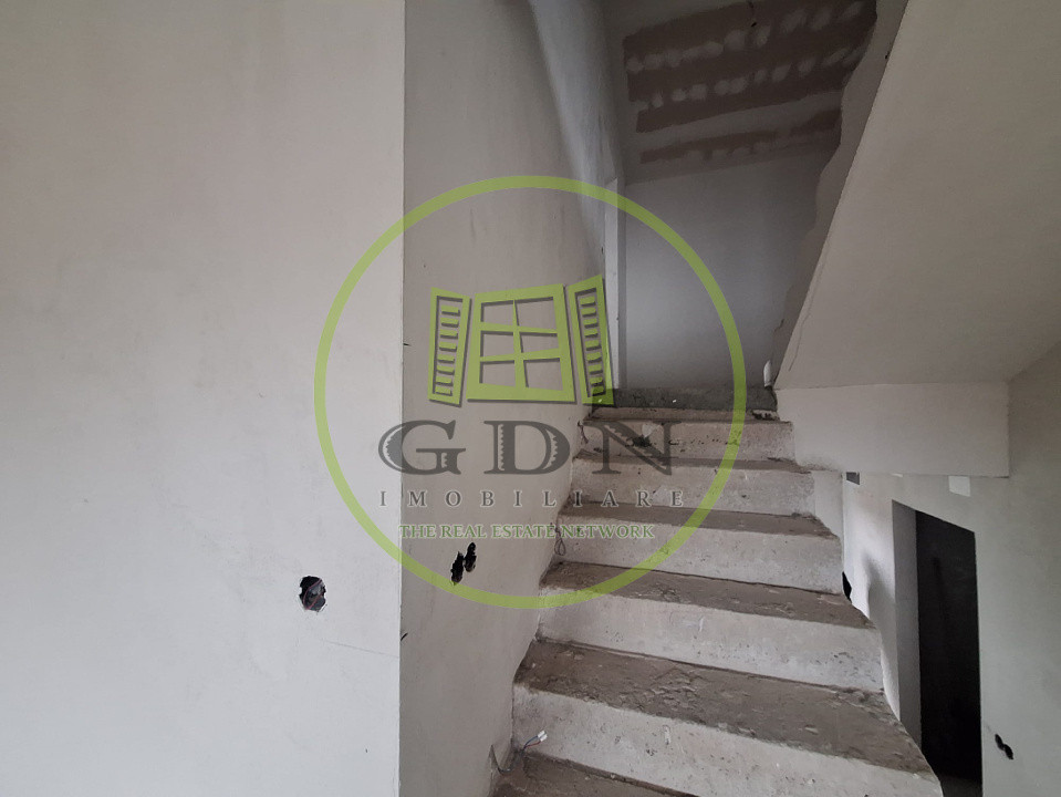 Ofertă de vânzare casă cu etaj, semifinisată cu 5 camere, Dezmir