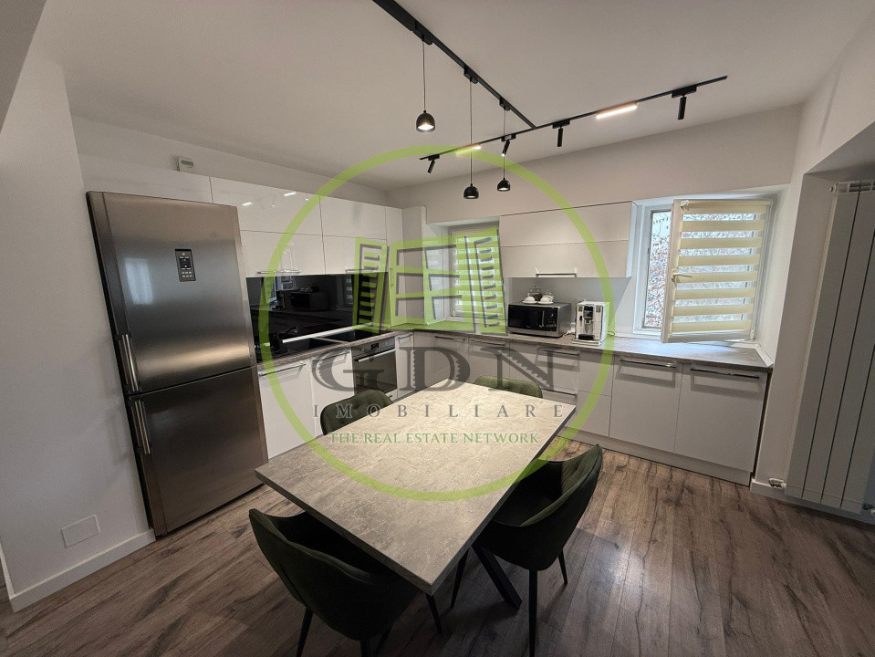 Apartament 3 camere, open-space, 83mp, Craiovita Noua, zona Niela 