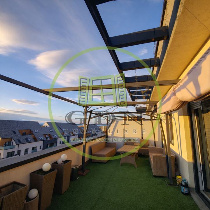 Vânzare apartament penthouse vedere panoramică Brașov