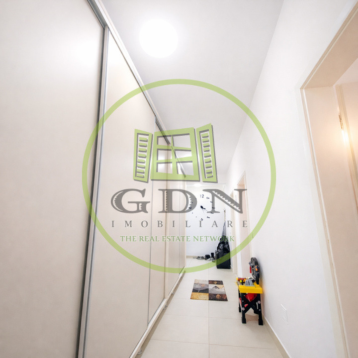 Vânzare apartament penthouse vedere panoramică Brașov