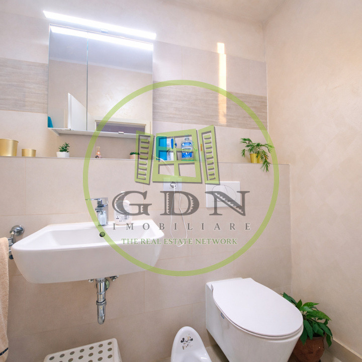 Vânzare apartament penthouse vedere panoramică Brașov