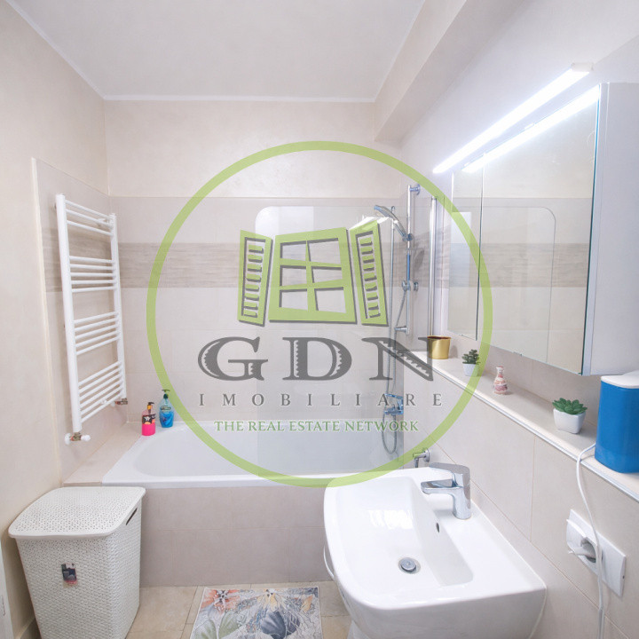 Vânzare apartament penthouse vedere panoramică Brașov