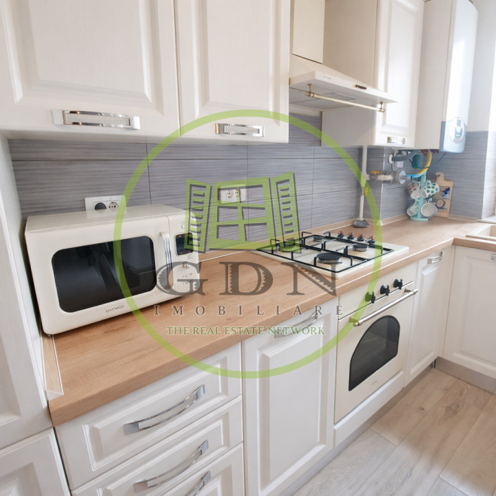 Vânzare Brașov apartament 2 camere Coresi Kasper zona pietonală 