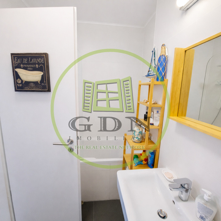 Vânzare Brașov apartament 2 camere Coresi Kasper zona pietonală 