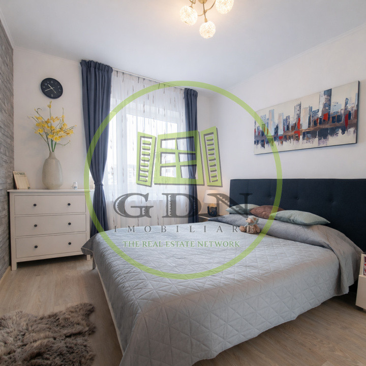 Vânzare Brașov apartament 2 camere Coresi Kasper zona pietonală 