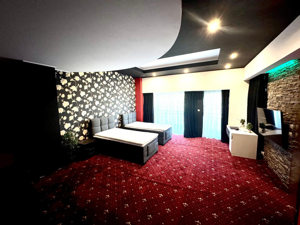 Vilă superbă, unicat, versatilă, lift interior, zona Carrefour Colentina! 