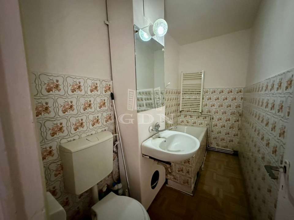 Apartament cu 2 camere de vânzare