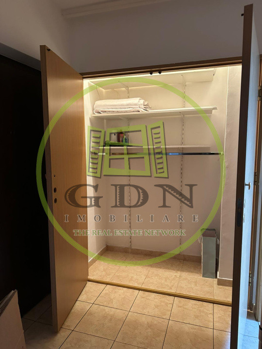 Apartament 2 camere decomandat | Centrul Civic - str. Toamnei 