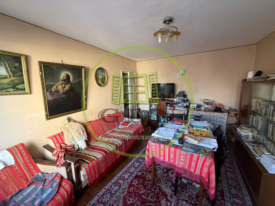 Apartamemt 3 camere, semidecomandat, 49,84mp , etajul 1, Craiovita, zona Racheta