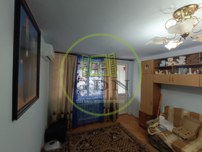 Apartament cu 2 camere de vânzare Reghin zona centrală 