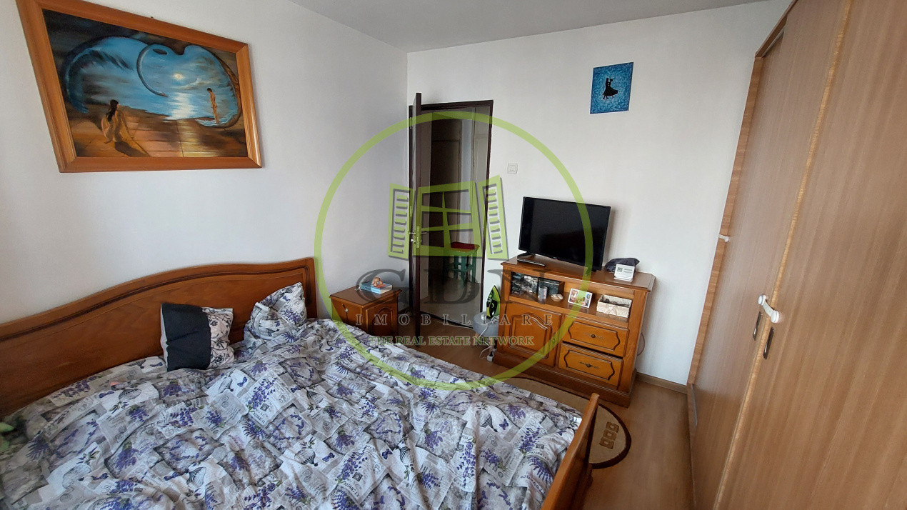 Apartament doua camere decomandat, etajul 1, Cartier Rovine, zona Penny