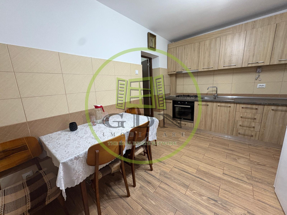 Apartament, 3 camere, circular , Cartier Rovine, Zona Scoala 21