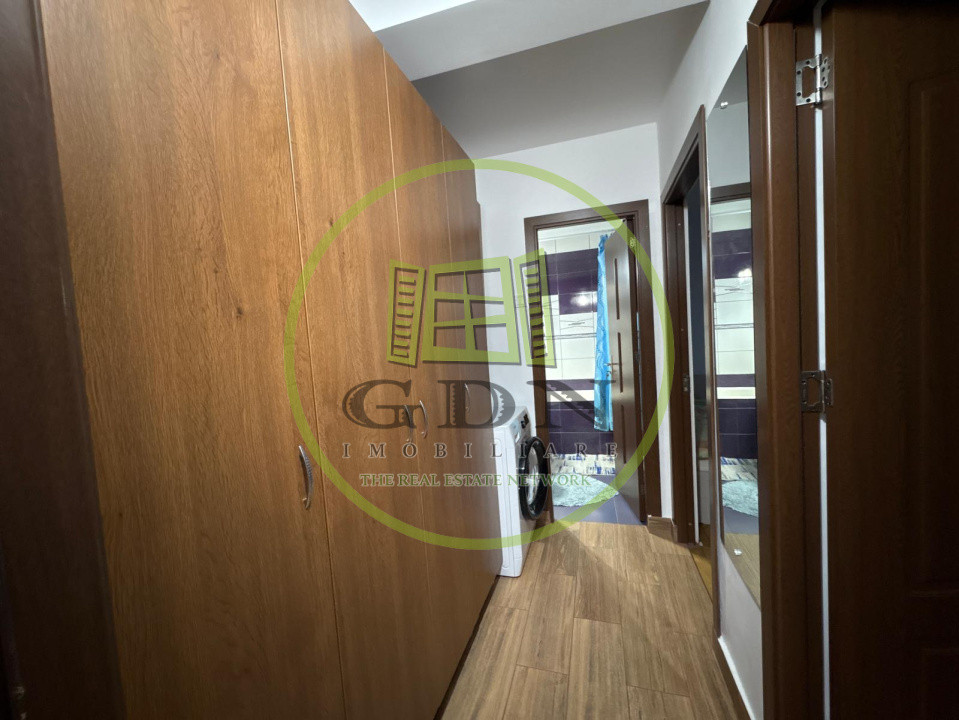 Apartament, 3 camere, circular , Cartier Rovine, Zona Scoala 21