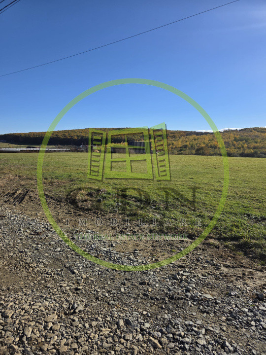 Teren intravilan-1400 mp- Tocile, Sadu