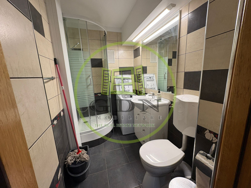 Apartament, 2 camere, decomandat, 44 mp, Ultracentral , Zona Maestro