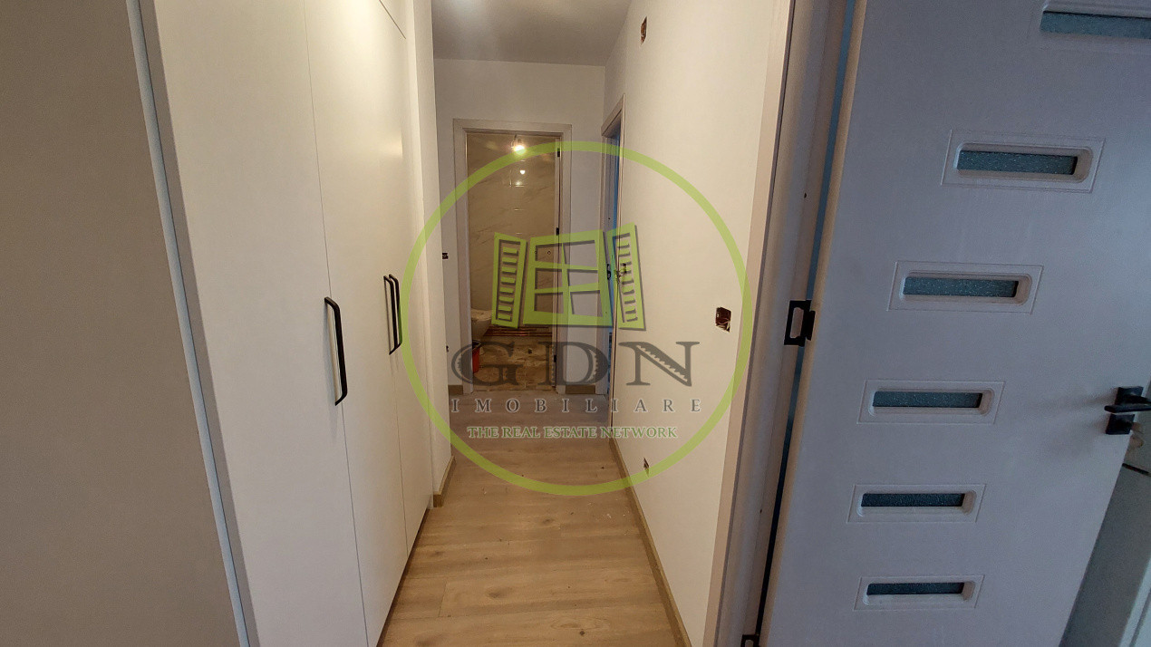 Apartament 3 camere decomandat, 78 mp, Cartier 1 Mai zona Centru Multifunctional