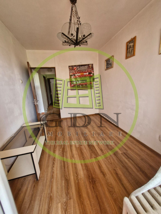 Apartament 3 camere in Bucuresti , zona Vitan