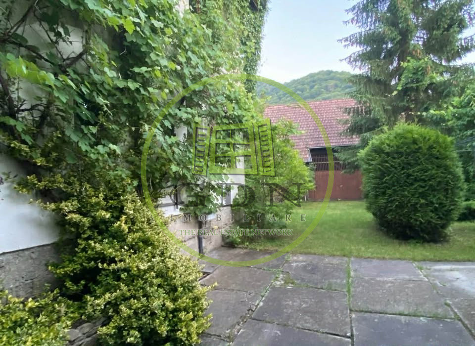    🏡 Proprietate cu potențial în Cisnădioara – 150 mp utili + teren generos