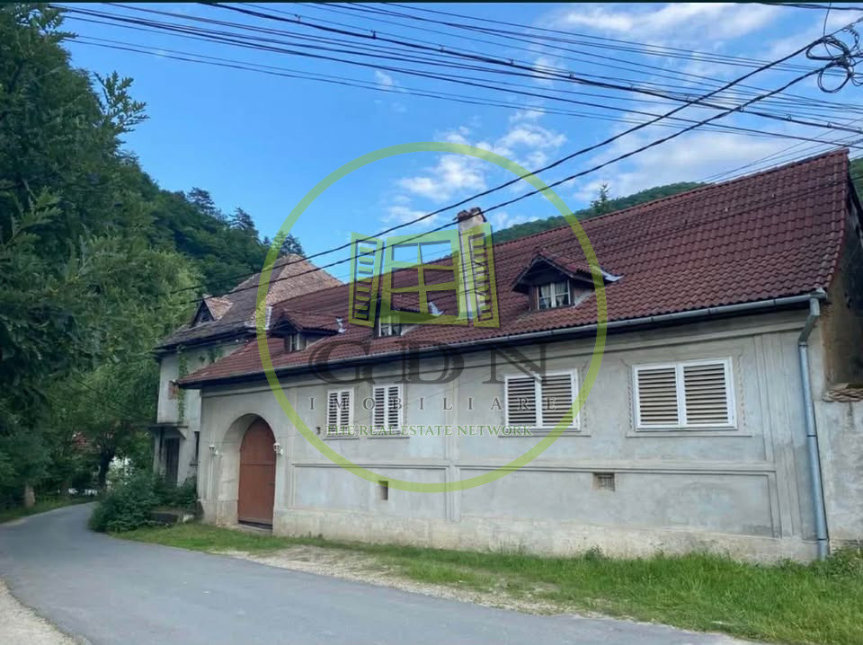    🏡 Proprietate cu potențial în Cisnădioara – 150 mp utili + teren generos