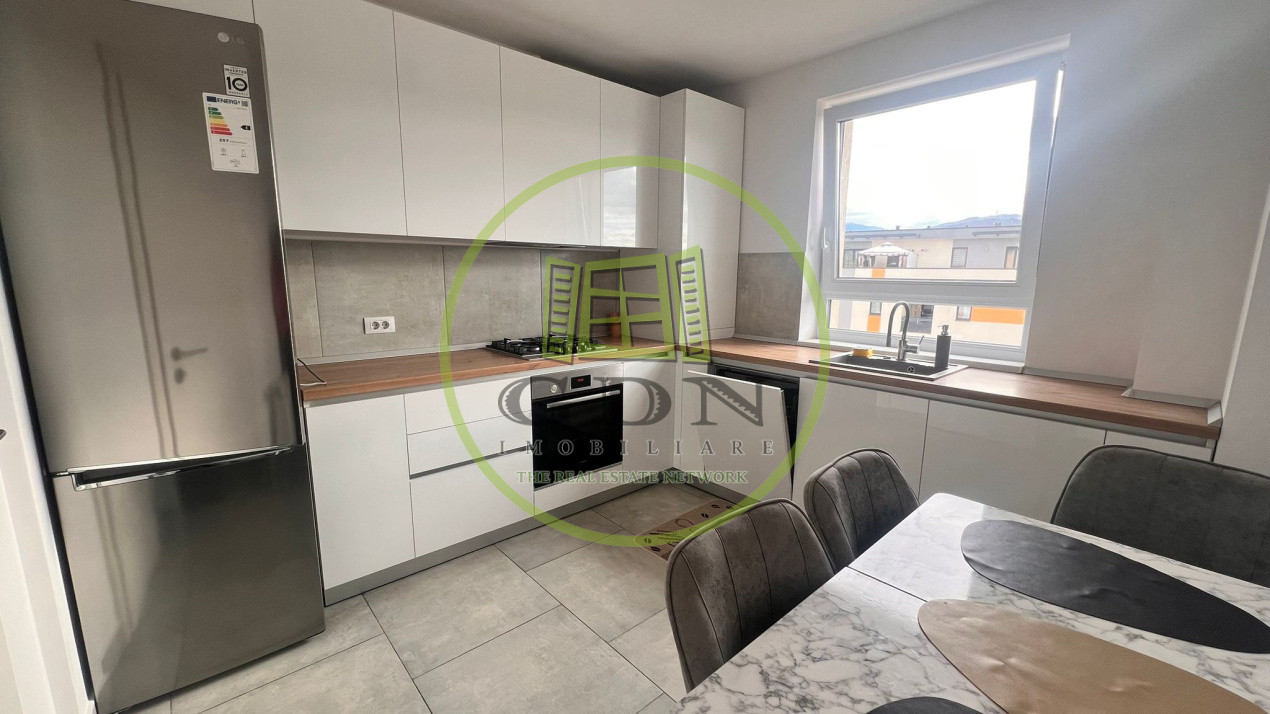 Apartament 3 camere decomandat | Parcare | Tractorul |