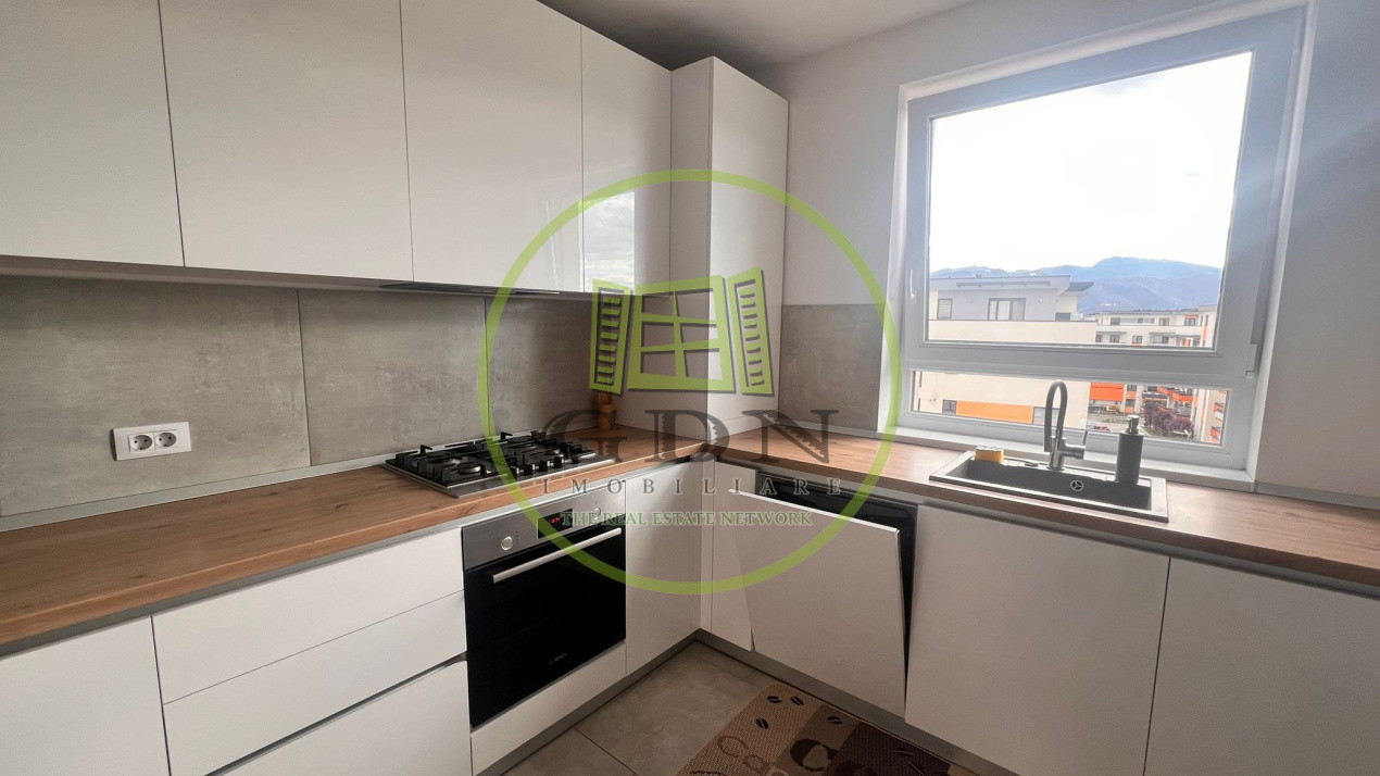 Apartament 3 camere decomandat | Parcare | Tractorul |